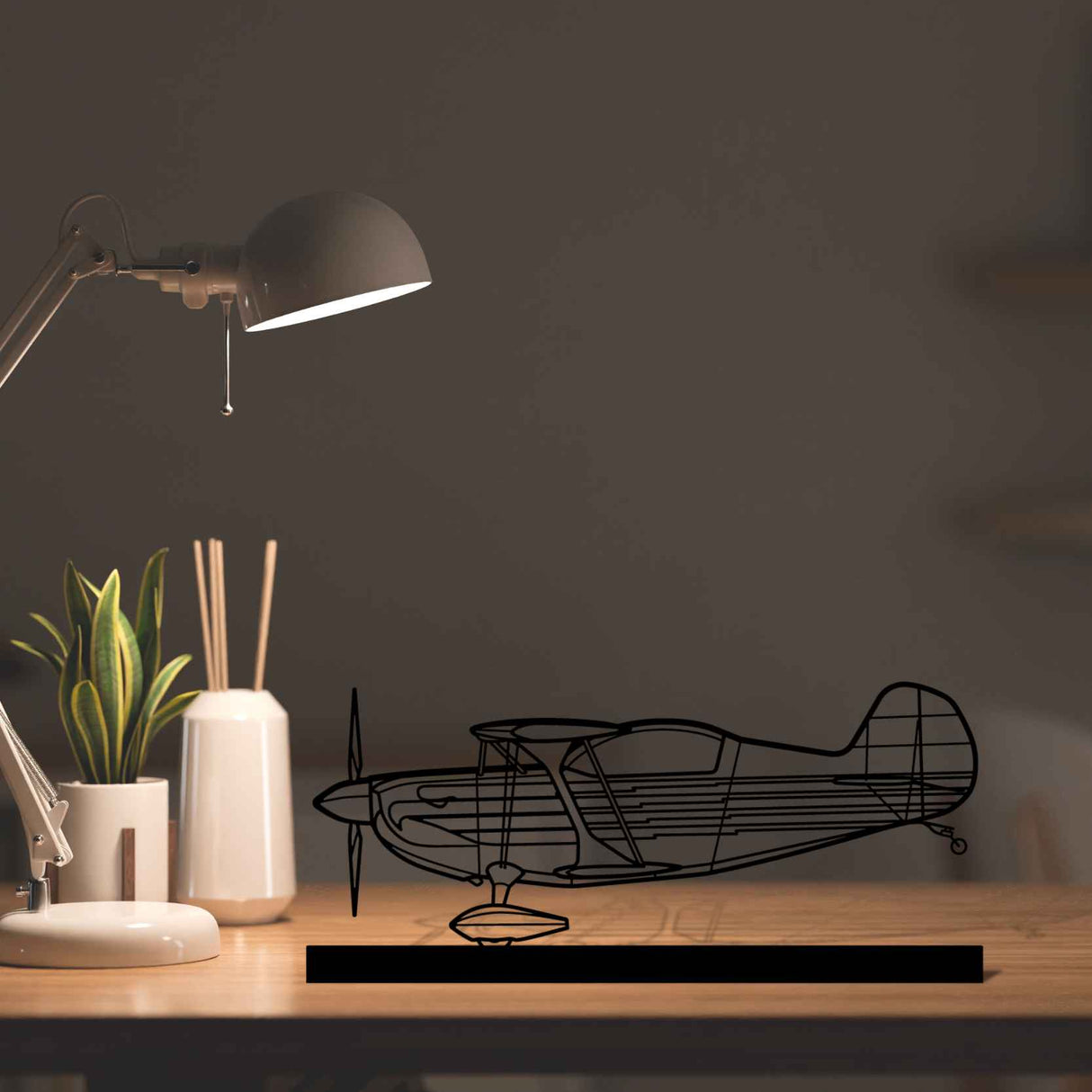 Eagle II Silhouette Metal Art Stand