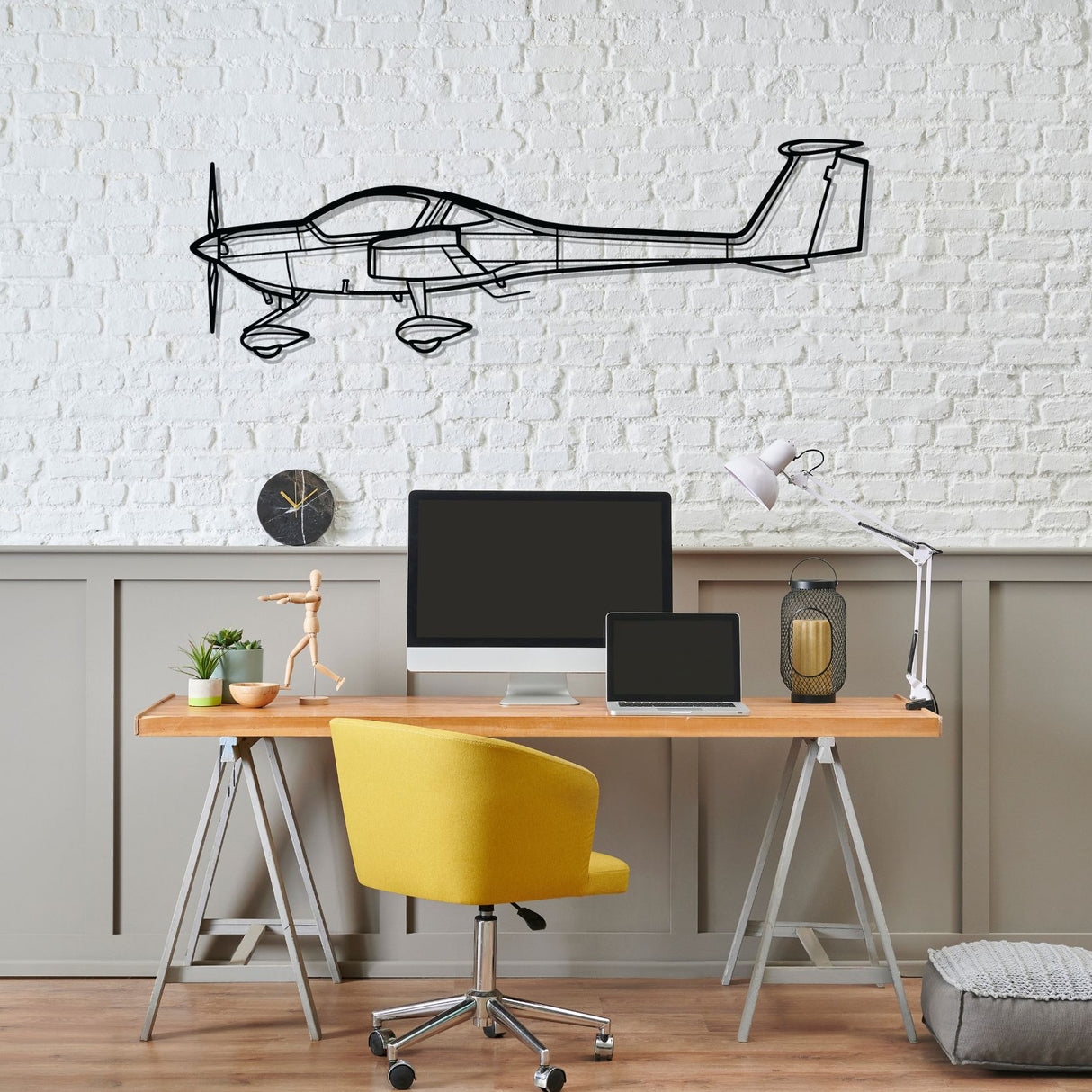 DA20 Silhouette Metal Wall Art