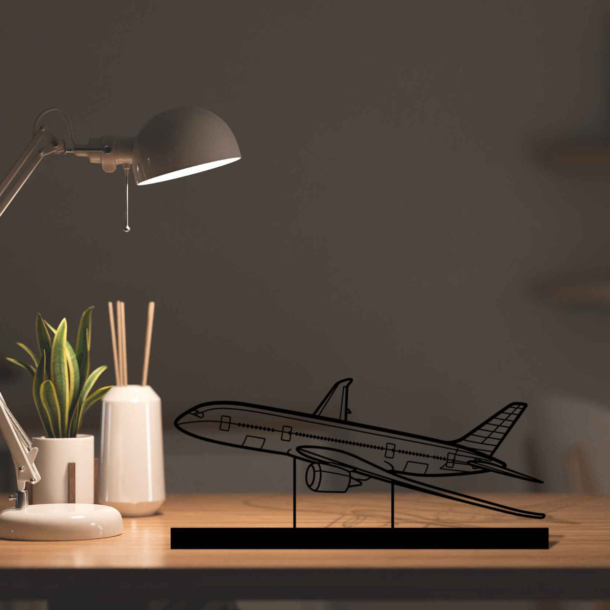 787 Silhouette Metal Art Stand