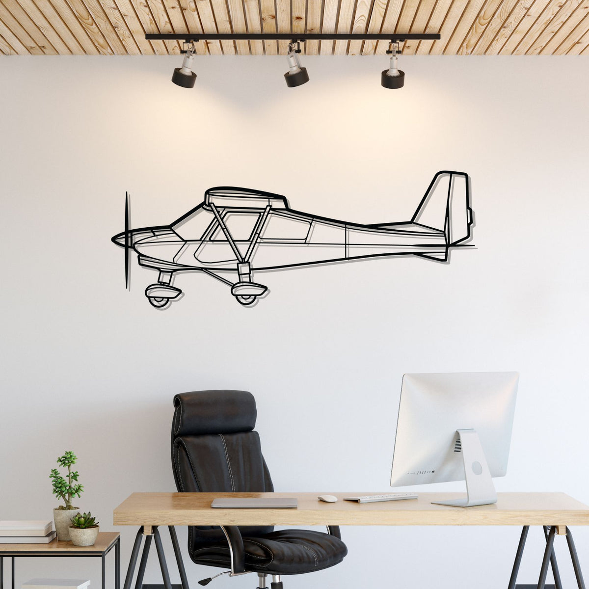 C42B Silhouette Metal Wall Art
